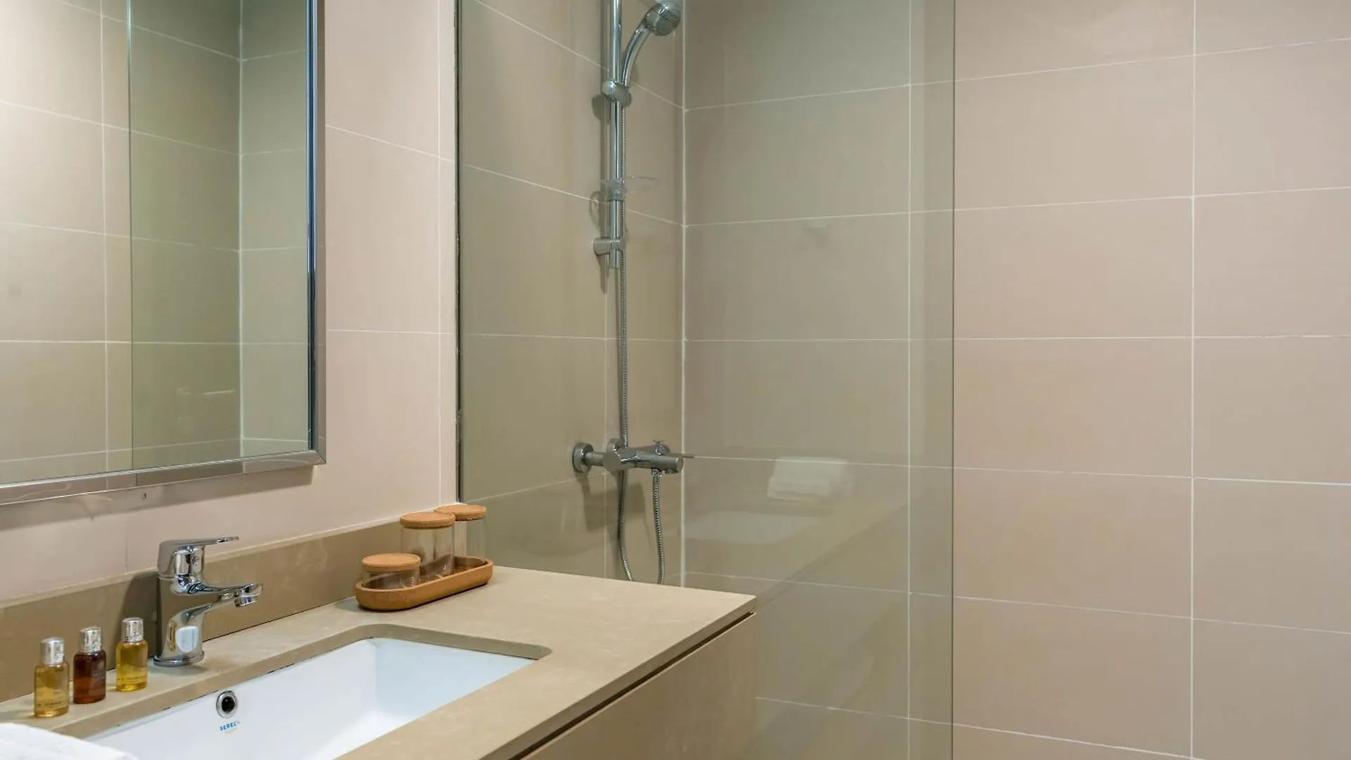 Apartment Silkhaus Studio In Difc With Burj Khalifa View, Pool & Gym Dubai United Arab Emirates